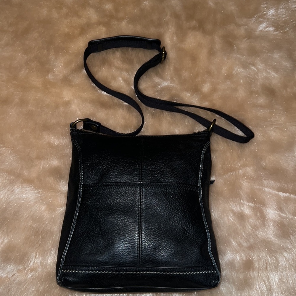 The Sak Classic Pebbled Leather Crossbody - Picture 4 of 11